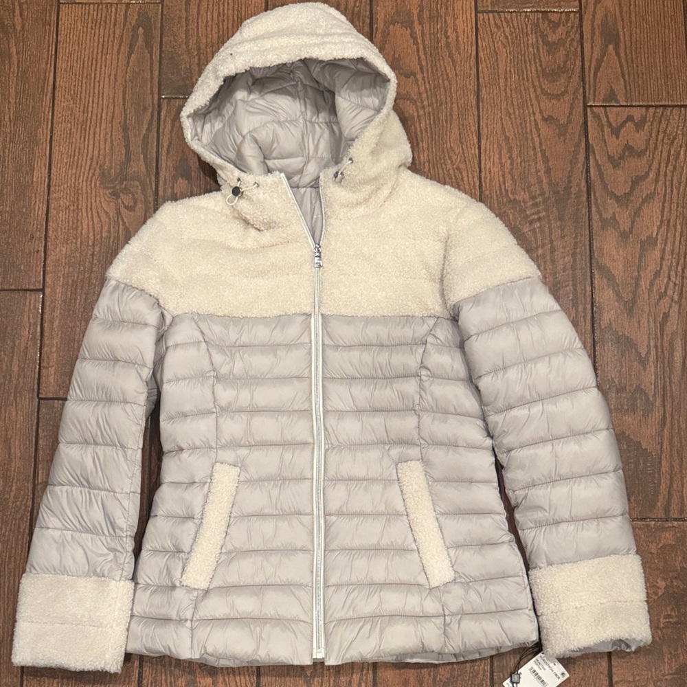 Laundry By Shelli Segal Women's Light Gray and Cream Puffer Coat